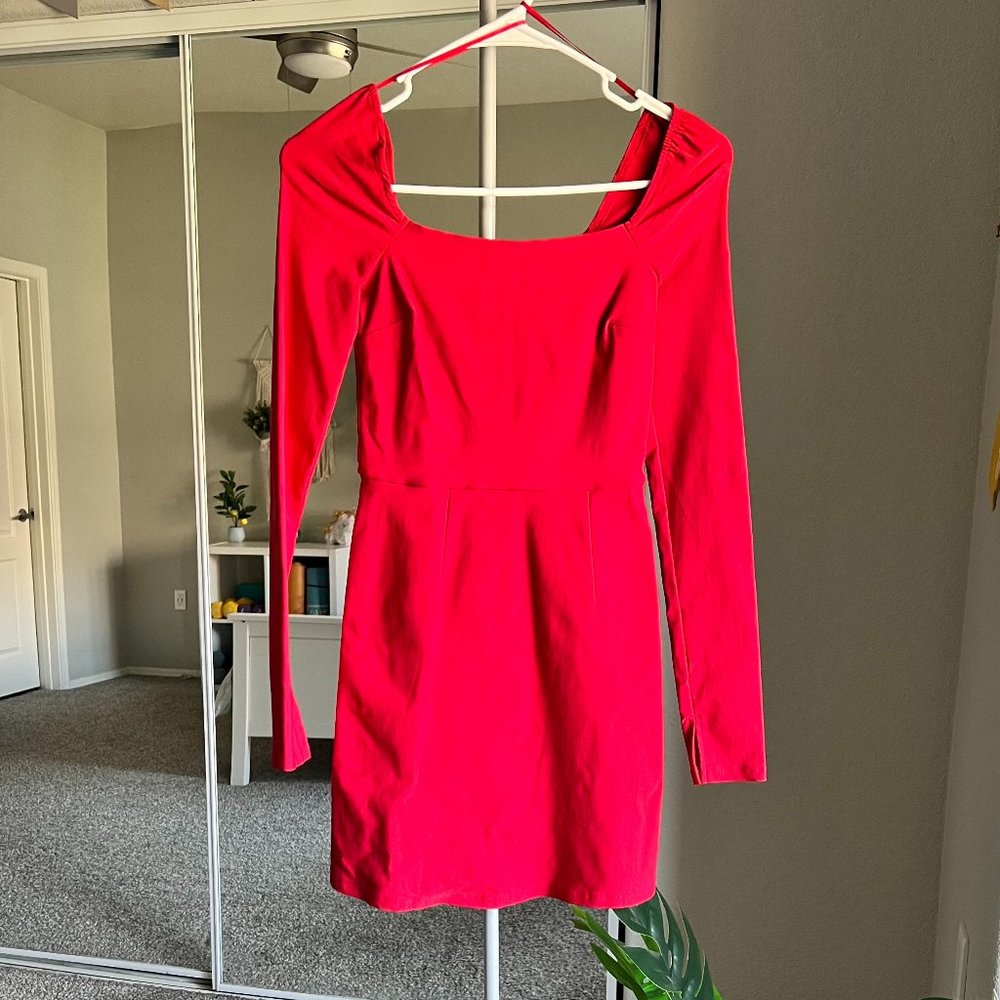Brand New - Stunning Red Dress Looks Fabulous On! Bodycon, Size Small